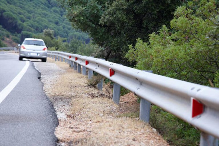 Te obliga la DGT a llevarlo en el coche y lo tiene Carrefour a buen precio