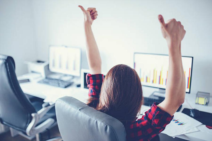 Evaluación constante de tu situación laboral y financiera