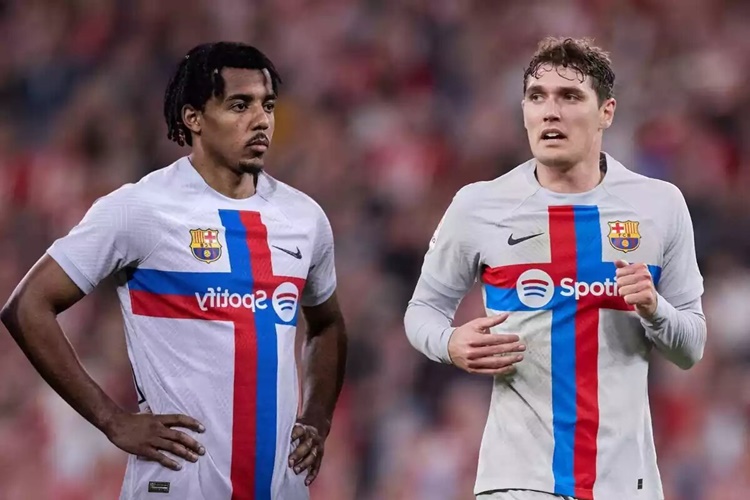 Koundé Christensen Newcastle Fc Barcelona