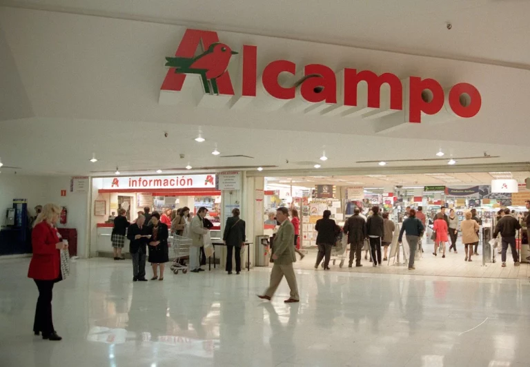O te da asco o te encanta lo que hace Alcampo con los plátanos que no vende
