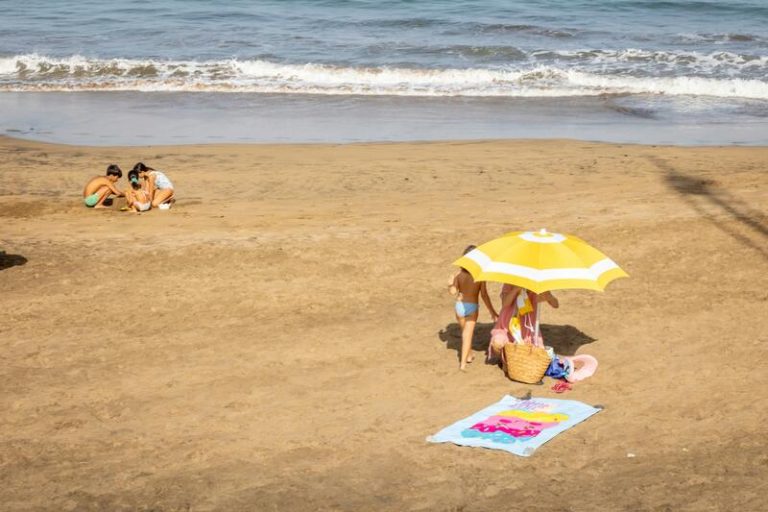 Previsión del tiempo: las temperaturas subirán desde durante toda la semana, con valores de verano de hasta 34ºC en Canarias