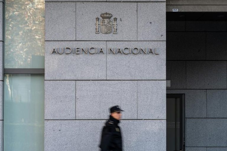 La Fiscalía pide que la Audiencia Nacional investigue por terrorismo al detenido con un hacha en un McDonalds de Badalona