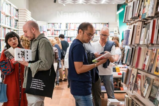 «Optimismo Moderado» Entre Las Librerías Madrileñas Ante Un Fin De Semana Y Día Del Libro Que Inicia Su Temporada Alta