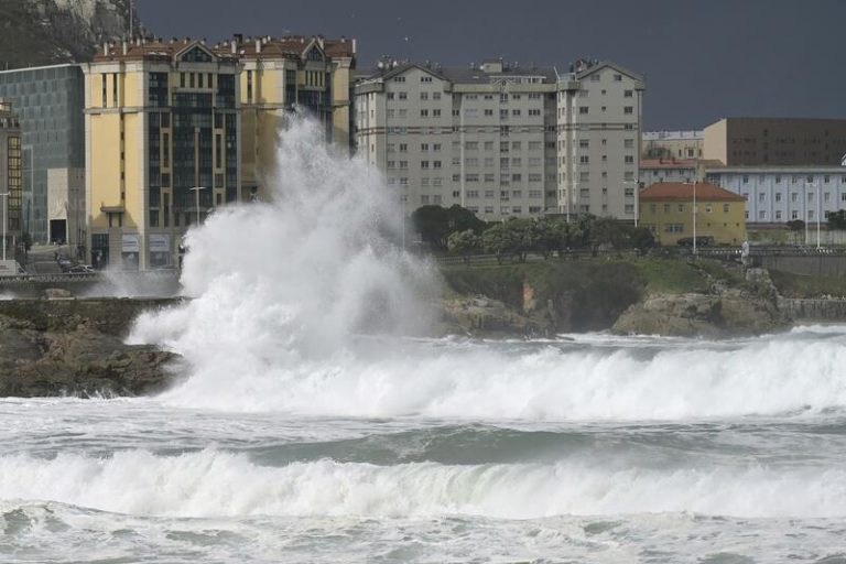 El tiempo: oleaje y rachas de viento de hasta 80 km/h pondrán en aviso cuatro provincias españolas