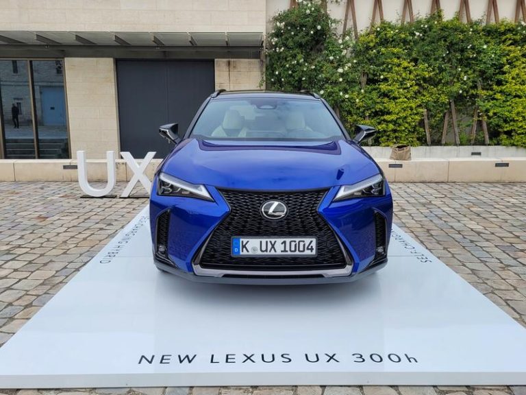Lexus actualiza su UX para convertirlo en «un mejor producto a un mejor precio»