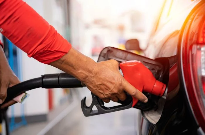 Pagar menos por la gasolina hasta final de 2024 es posible repostando en las gasolineras de estos lugares de España