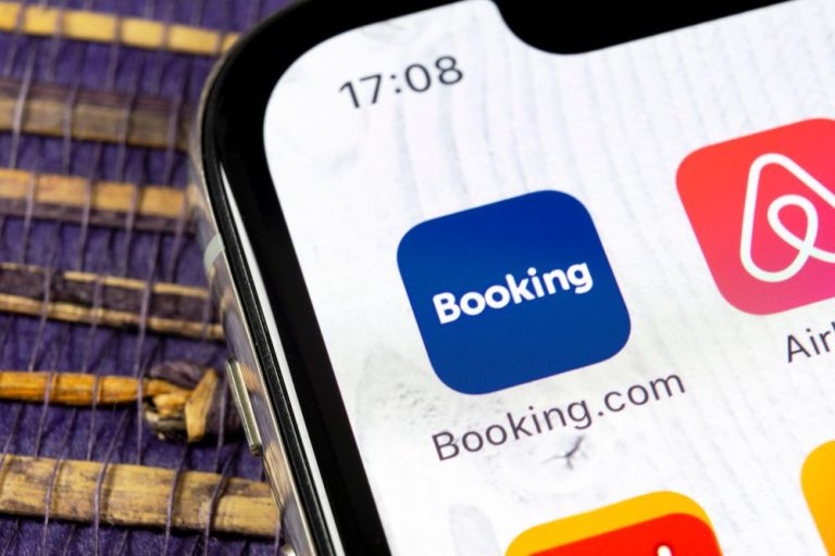 Airbnb o Booking, ¿qué es más fiable para tus viajes?
