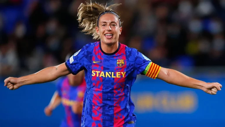 Alexia Putellas sospecha que el FC Barcelona tiene otros planes