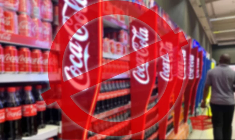 Crece el boicot a Coca Cola, a la que llaman «sangre» en algunos restaurantes