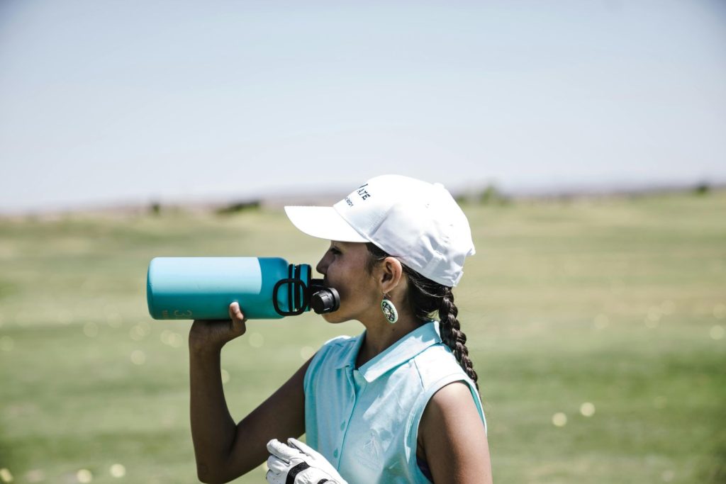 La Oms Desvela Una Verdad Muy Distinta A La Que Conocías: ¿Cuánta Agua Se Debe Beber Al Día?
