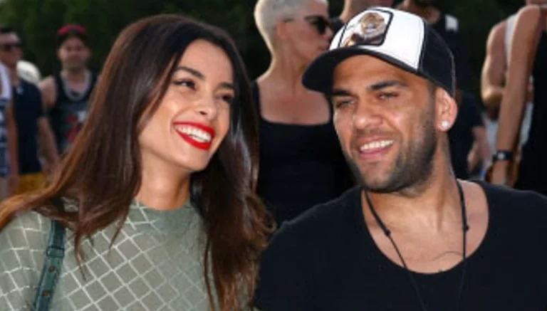 Dani Alves y Joana Sanz juntos: las fotos de la vergüenza