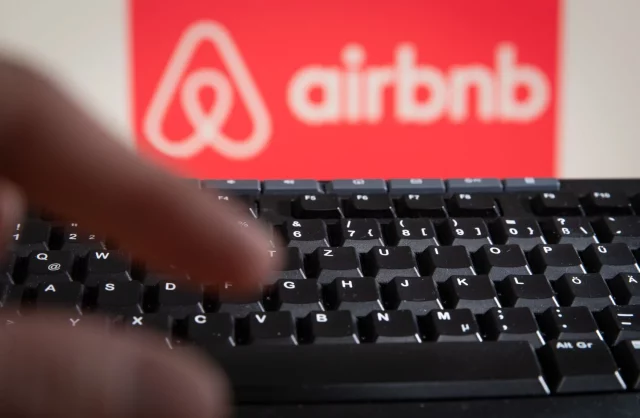 Airbnb Se Prepara Para Un Verano Enfrentando Controles En Madrid Y Barcelona