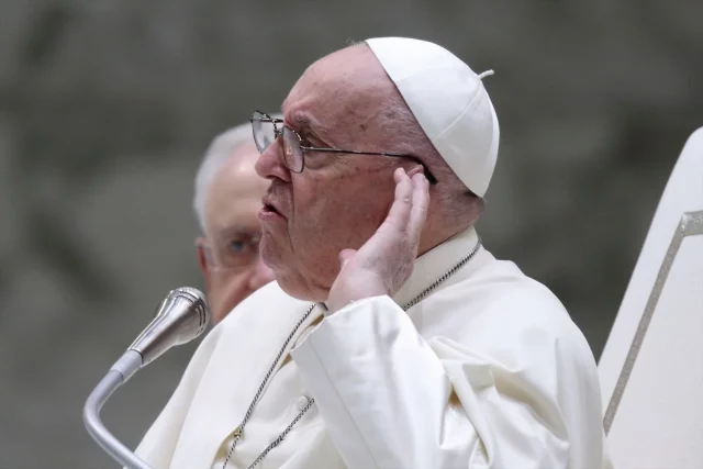 El Papa En La Bienal De Venecia Ante 80 Reclusas: «Nadie Quita La Dignidad De La Persona, Nadie»