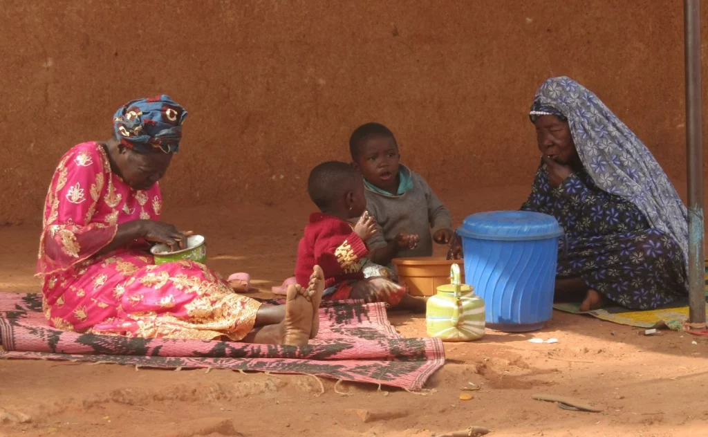 Refugiados de étina Senofo en Bobo-Dioulasso (Foto de Antonio Olalla)