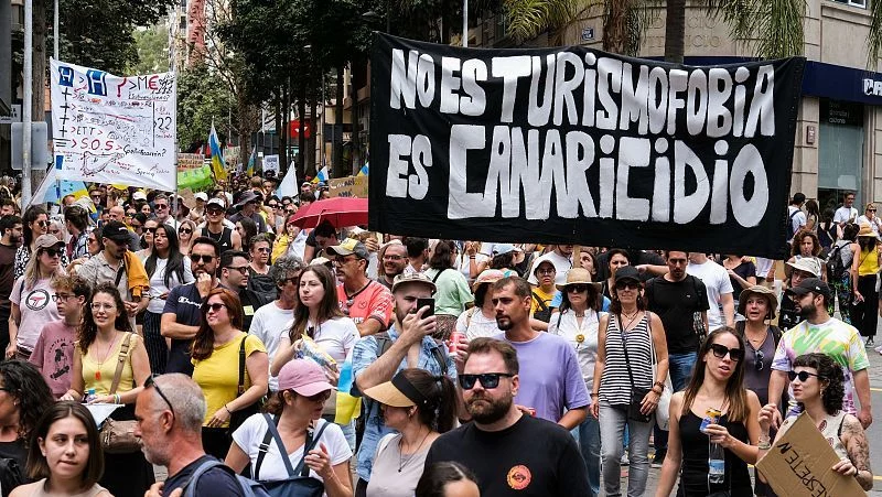 La Voz Del Pueblo: Manifestaciones Históricas Contra El Turismo Descontrolado