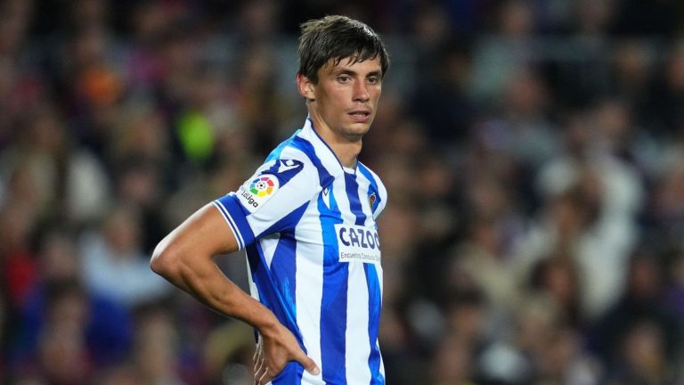 Oferta del Atlético por Le Normand: 20 millones y un jugador