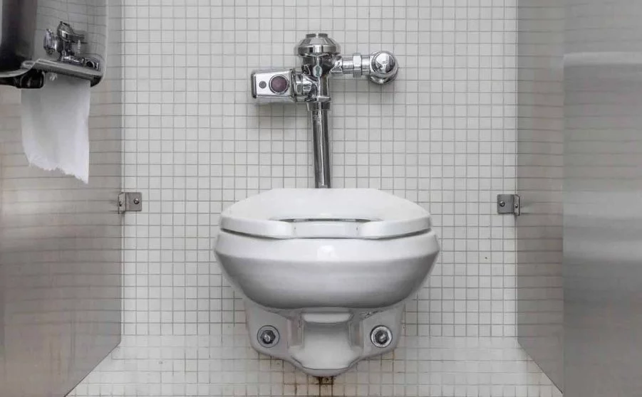 Una Tiktoker Española Alucina Con Este Particular Detalle De Los Baños En Estados Unidos 1 Puedes Coger Una Infección Por Sentarte En Baños Públicos O Es Un Mito