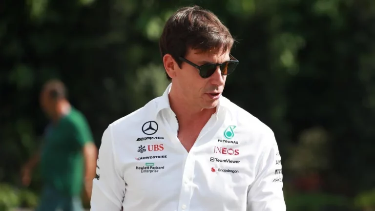 El mensaje desgarrador de Toto Wolff que rompe en dos a Mercedes