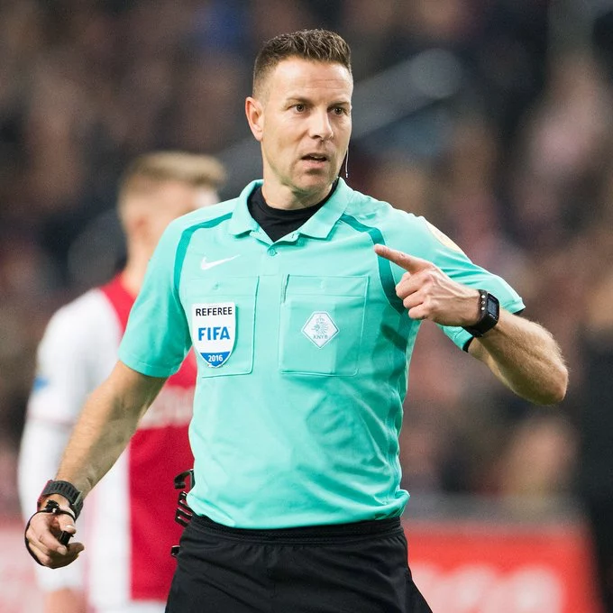 Error grotesco en el Arsenal Bayern incendia las redes