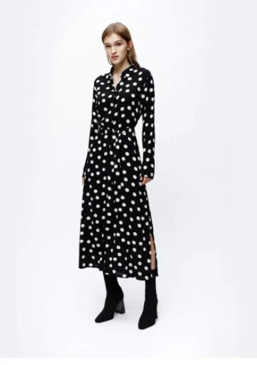 Lefties Tiene 8 Vestidos Para Llevar Con Zapatillas Para Un Look Infalible