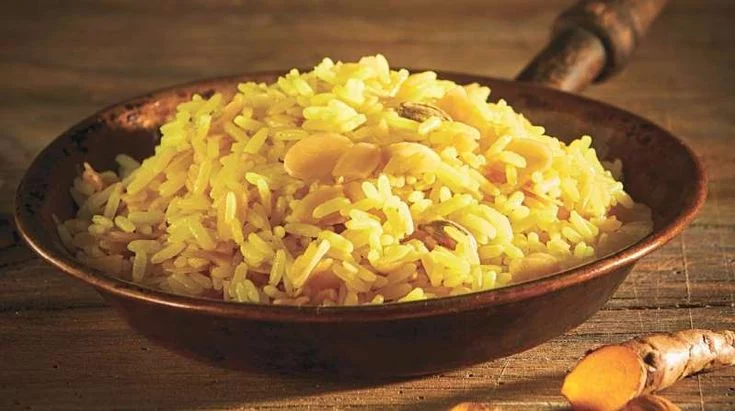 arroz con curcuma