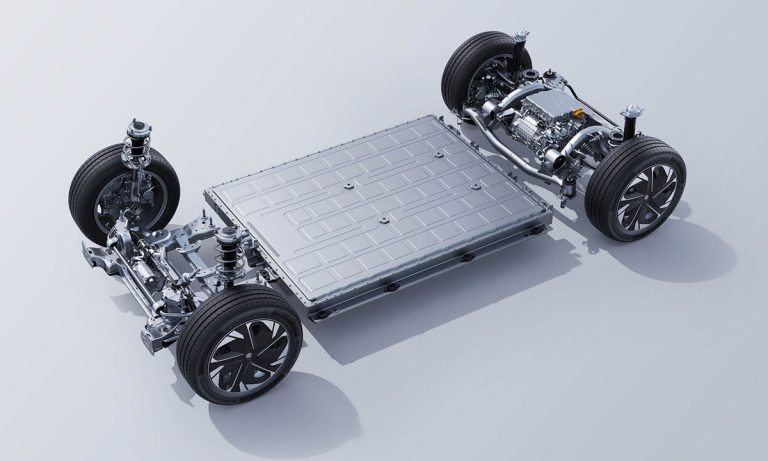 La batería que se carga en 10 minutos: la gran esperanza de los coches eléctricos