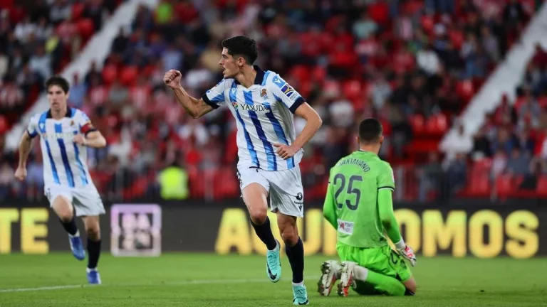 Carlos Fernández quiere volver al Granada CF para recuperar su nivel