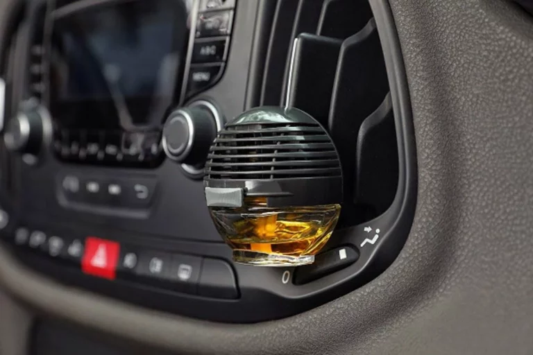 Cómo hacer que tu coche huela rico: 5 fragancias que te harán sentir a gusto