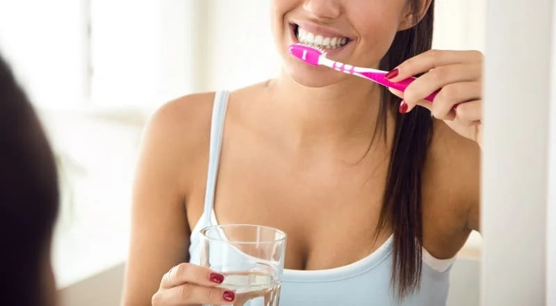 Qué Es La Salvia Y Cómo Puede Ayudar A Tus Dientes