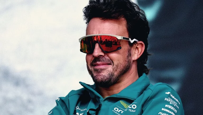 Fernando Alonso y Aston Martin resuelven su futuro