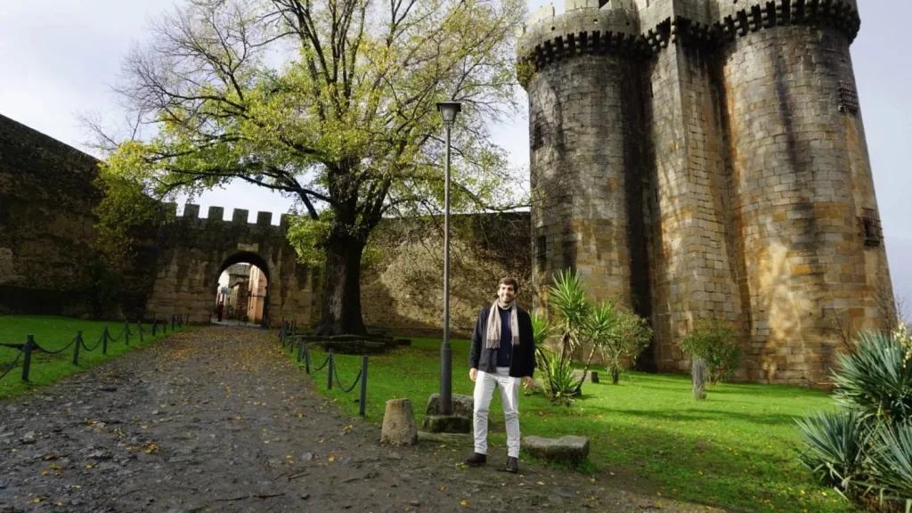 Granadilla, El Pueblo Fantasma Que Cautiva A Los Españoles 