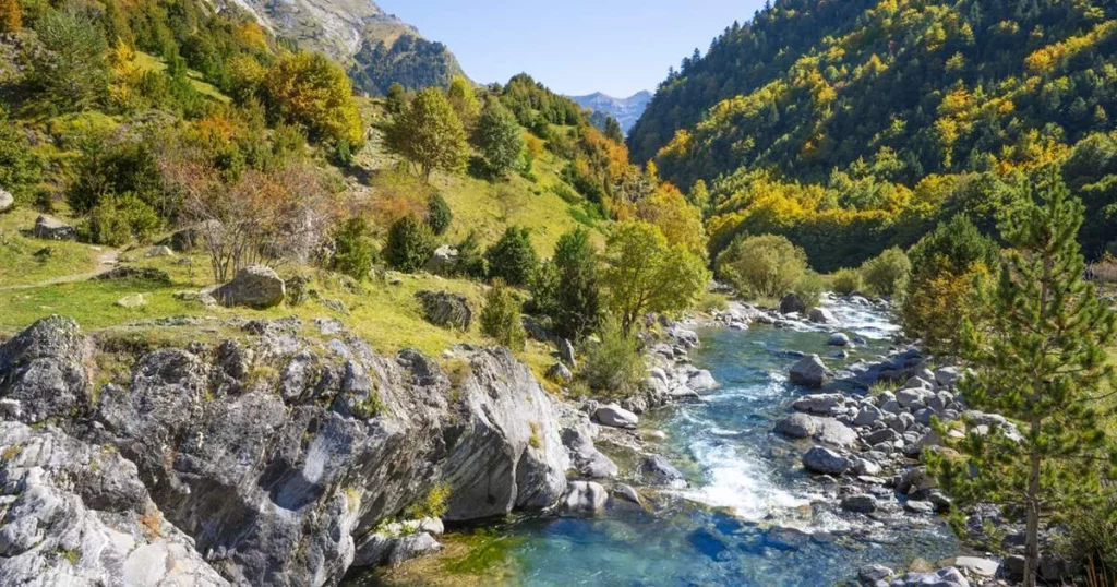 Otras Rutas De Pirineos Ideales Para Hacer Senderismo