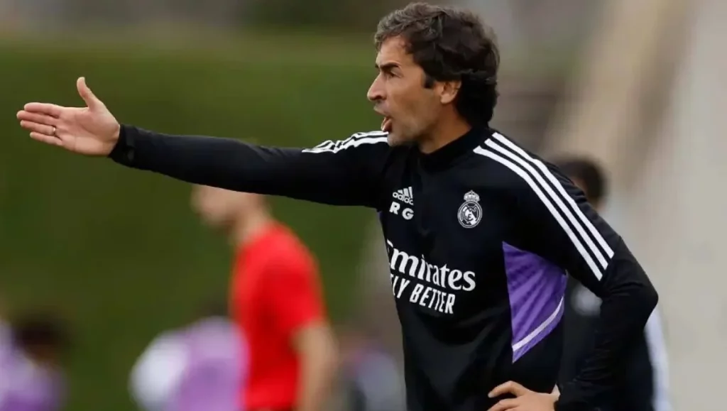 El Real Madrid Asesta Un Golpe Bajo Al Atlético: Otro Caso Raúl 107 Raúl González Sevilla Fc
