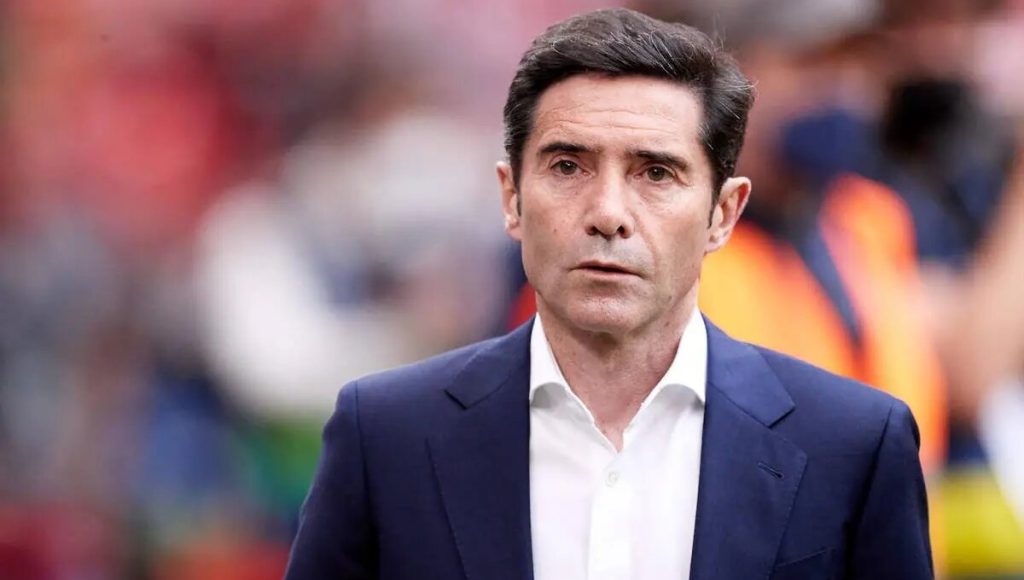 Súper Fichaje Del Villarreal Cf Para Jubilar A Albiol 18 Marcelino Visualiza Un Chollo Para El Villarreal Cf En El Barcelona De Flick