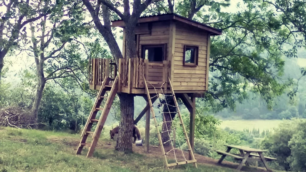 ¿Cómo Montar Una Casa Del Árbol Para Los Más Chicos?