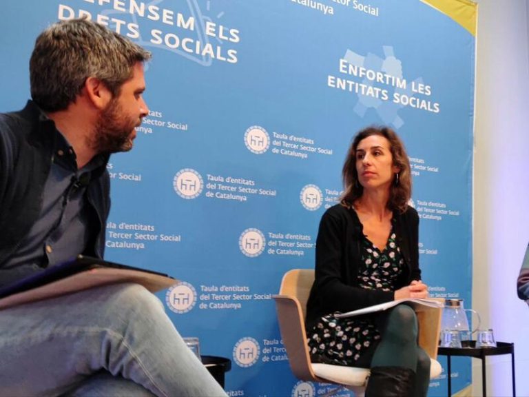 La CUP ofrece 900 euros al mes a todos los catalanes y se pagaría con un IRPF del 49%