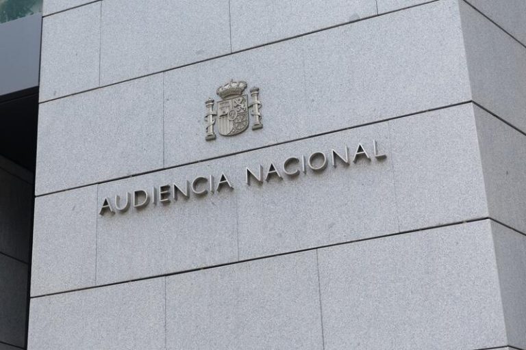 El juez de la AN mantiene en prisión al investigado por terrorismo que entró con un hacha en un McDonalds en Badalona