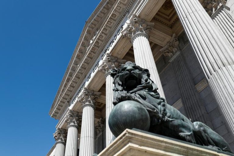 El PP pide cambiar el Reglamento del Congreso para evitar el bloqueo ‘sine die’ de leyes registradas por la oposición