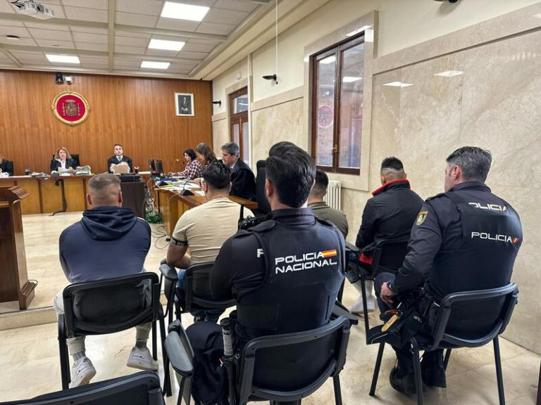 Los acusados de violar en grupo a una menor en Palma niegan los hechos