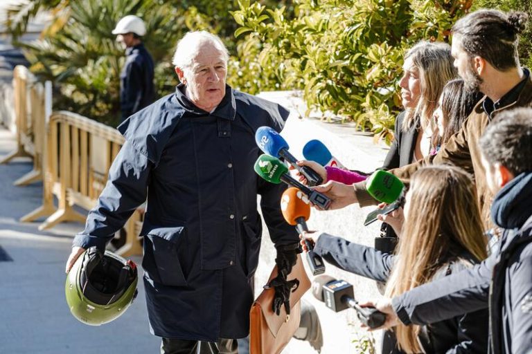 La fiscal acusa a Rato de querer controlar el procedimiento y dice que ha usado trampantojos para confundir al tribunal