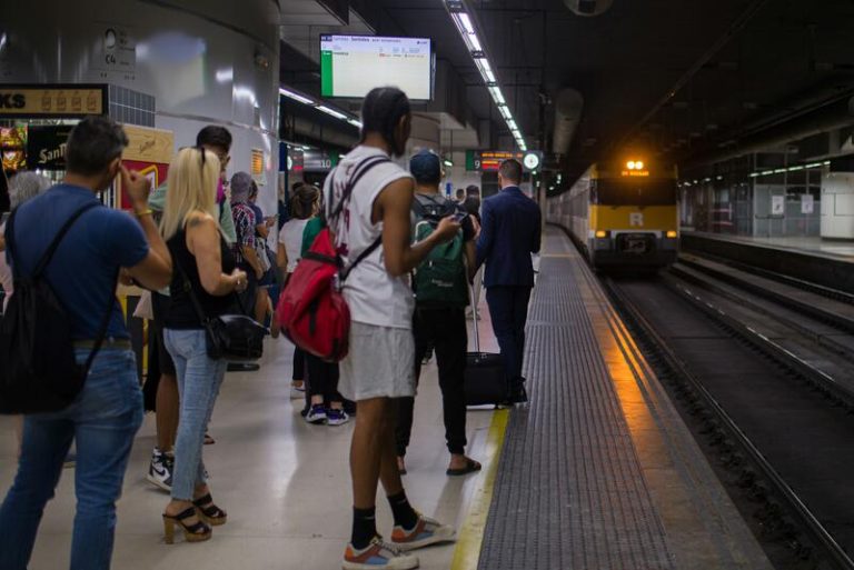 La Generalitat de Cataluña anuncia por carta al Gobierno que licitará una «auditoría exhaustiva» de Rodalies
