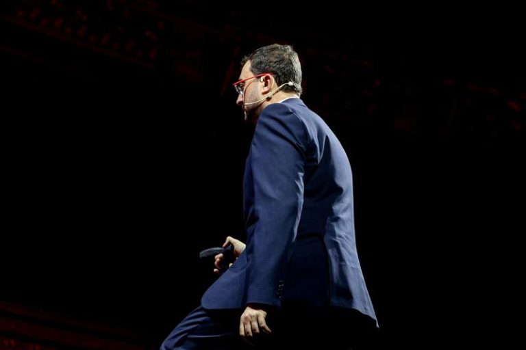 El presidente de Asturias anuncia una ley para reducir la burocracia y atraer inversiones