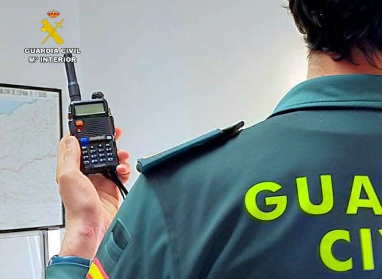 Un hombre se atrinchera armado con sus dos nietos en una vivienda de Huétor Tájar (Granada)