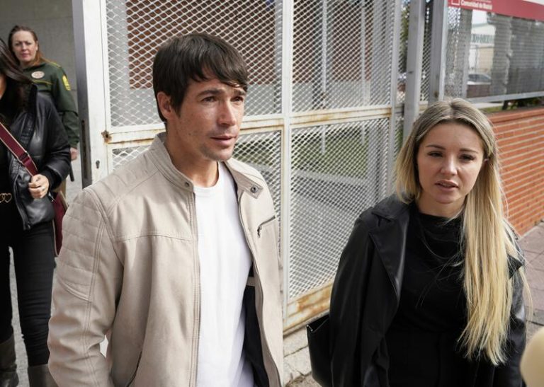 La jueza solicita al hospital los informes psiquiátricos de la joven que denunció por agresión a Juanjo Ballesta