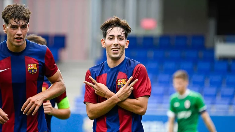 Dani Rodríguez elige entre Real Sociedad y Athletic