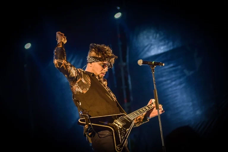 Dante Spinetta: «Ya era hora de que se escuchara la música en español»