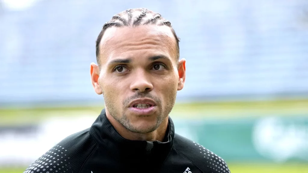 El Dilema De Braithwaite, Entre La Eurocopa Y Los Playoffs De Ascenso