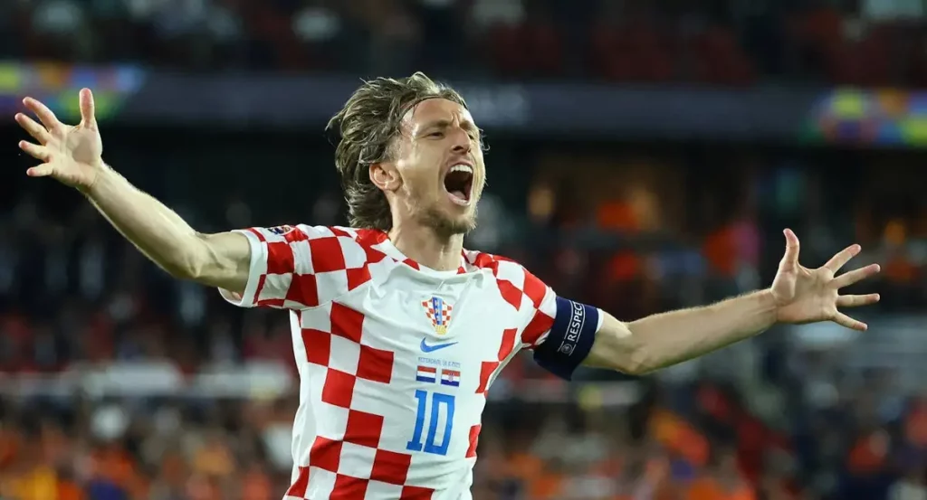 El Hueco Que Dejarán Kroos Y Modrić