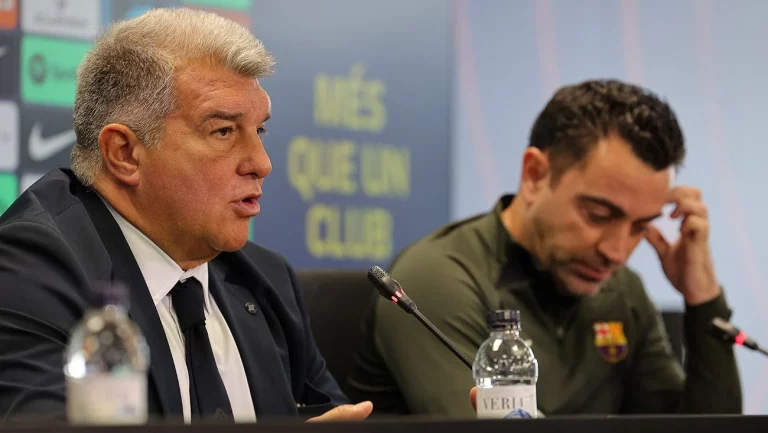 El show de Laporta con la Champions femenina un día después de fulminar a Xavi