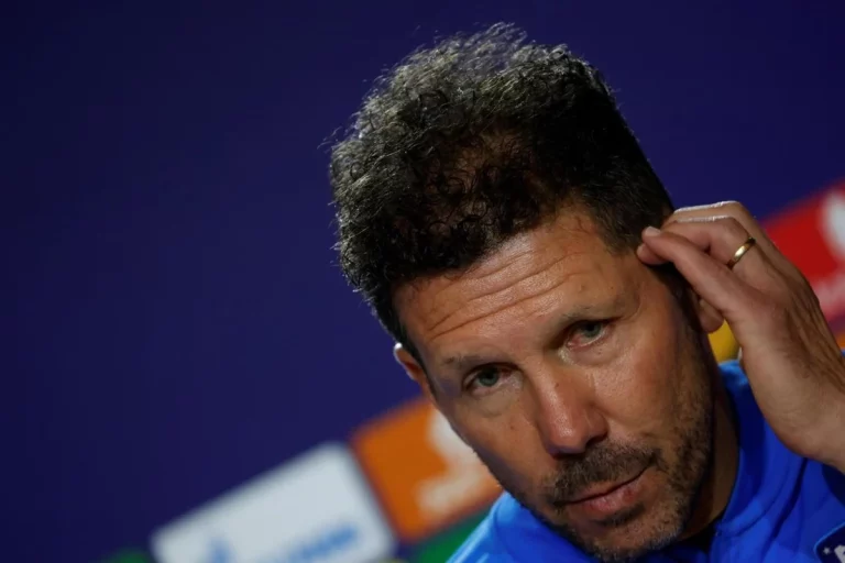 Simeone tiene otro reto en el Atlético: recuerda a Samu Omorodion